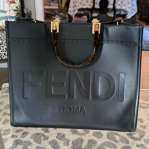 FENDI Gently used black Sunshine Medium Leather Tote